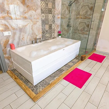 Appartement Nilo - Kalkan'da 2+1 Muhafazakar Tatil Villasi